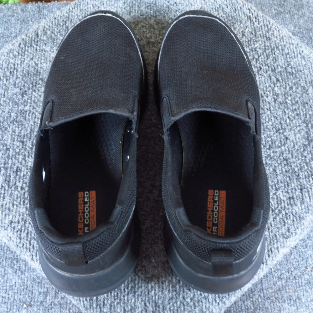 Skechers Go Walk Max Clinched Mens Walking Shoes Size 9.5 Athletic Black Mesh